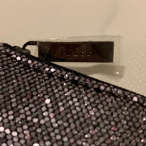 🆕 New Shiny Wristlet - Picture 8 of 14